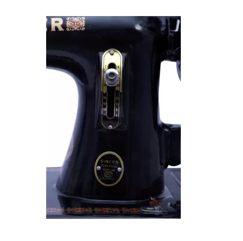 Singer Tailor Delux Straight Stitch Hand Sewing Machine (Black) By AA Retails Manual Sewing Machine  ( Built-in Stitches 1)